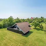 3 Bedroom Cozy In Hébergement de vacances *