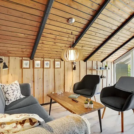 3 Bedroom Cozy In Holiday home Fjerritslev