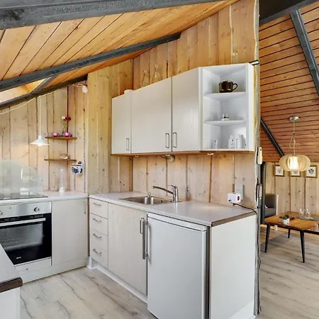 3 Bedroom Cozy In *
